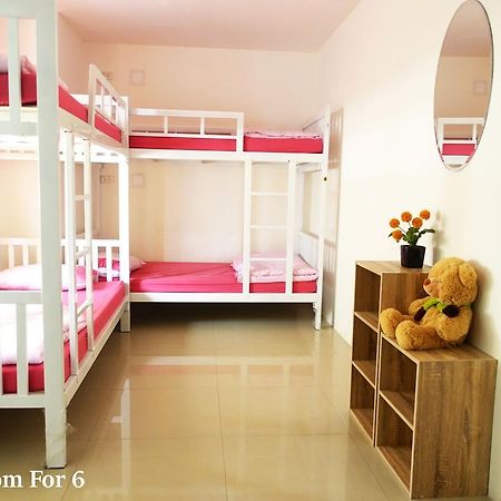 1Sabai Hostel Банкок Екстериор снимка